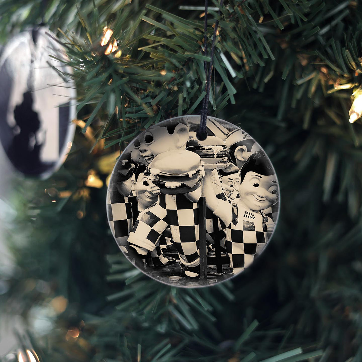 Frisch's Big Boy Statues – Cityscape Tiles