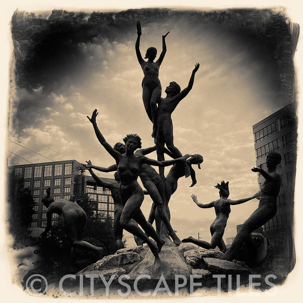 Musica Statue
