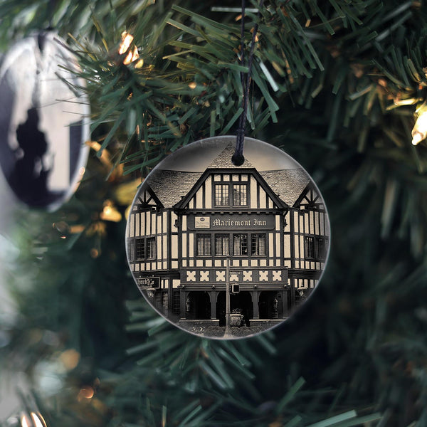 Mariemont Inn Close-up