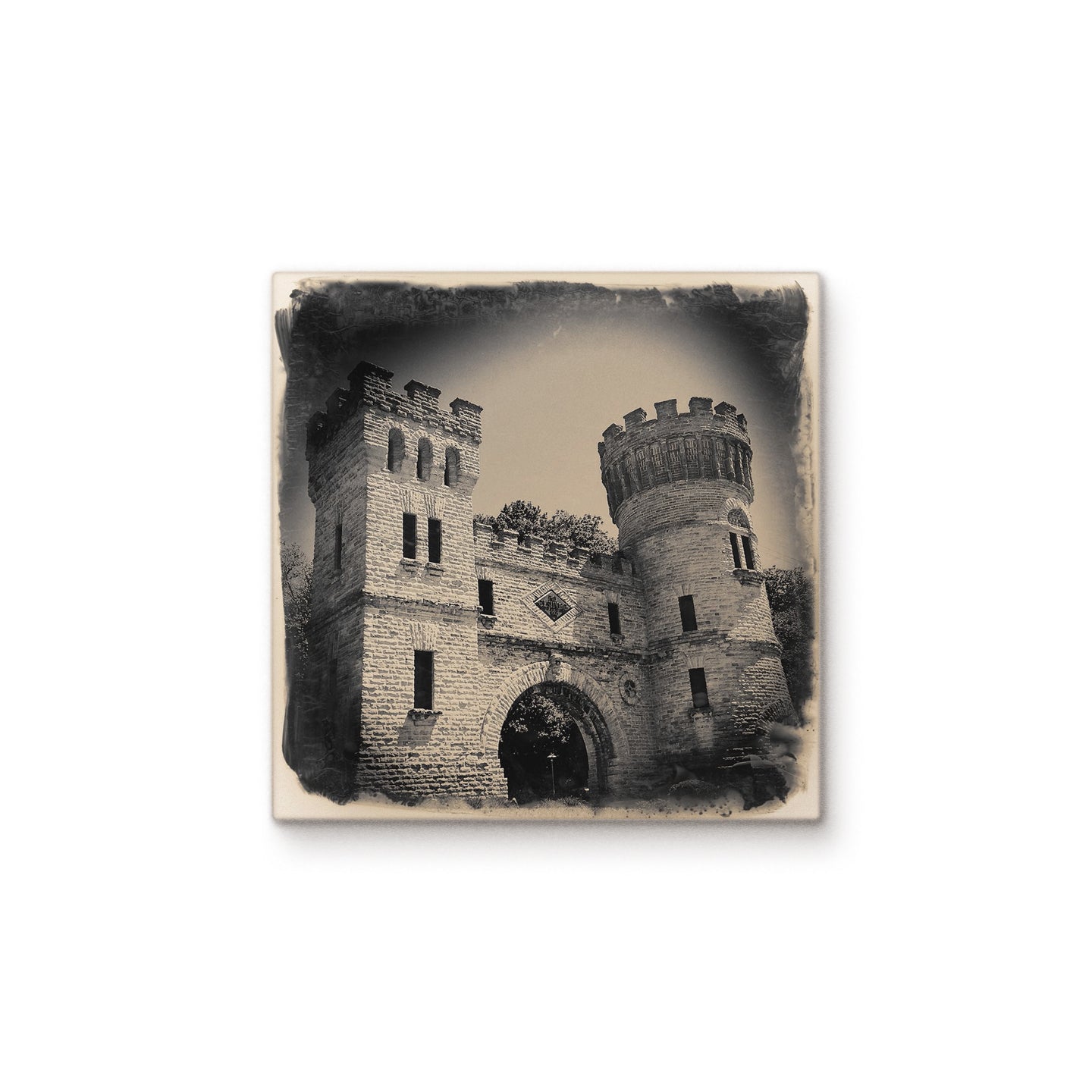 Elsinore Arch