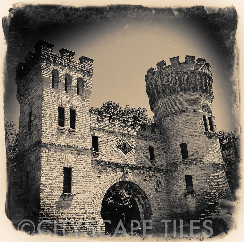 Elsinore Arch