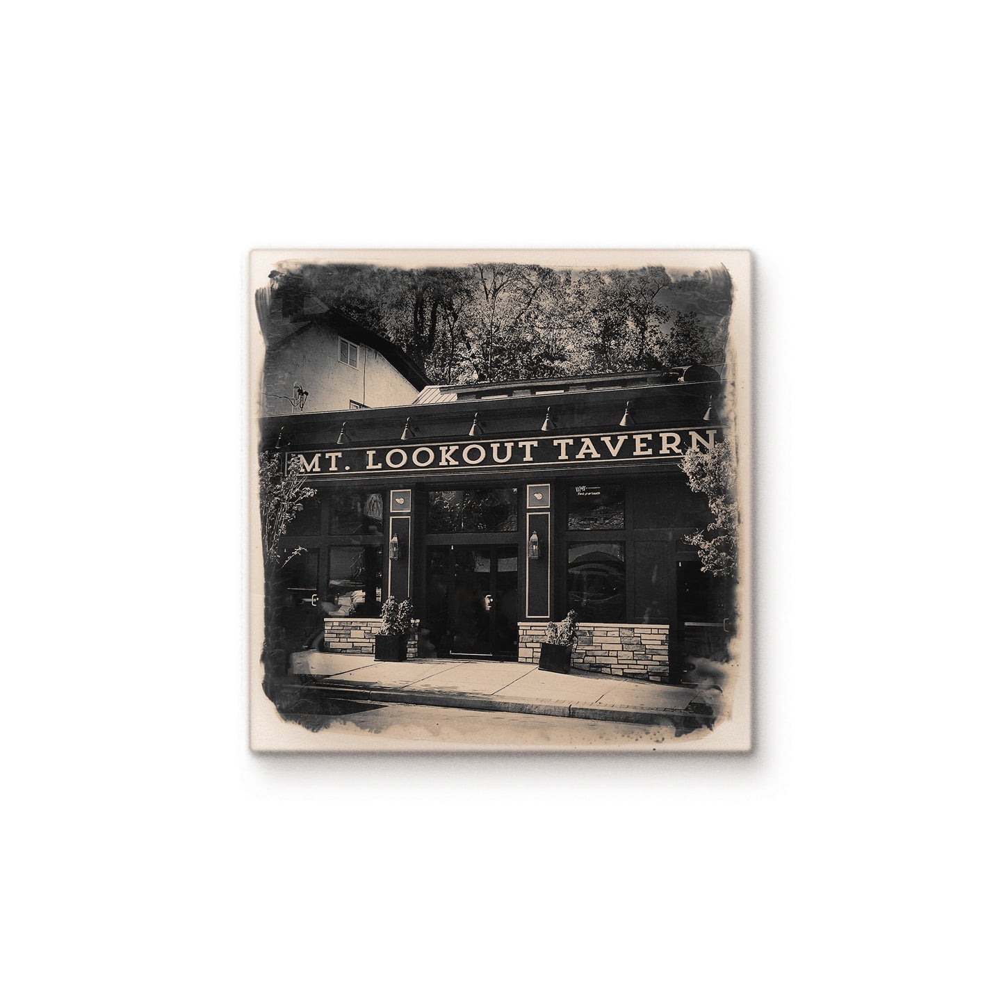 Mt Lookout Tavern